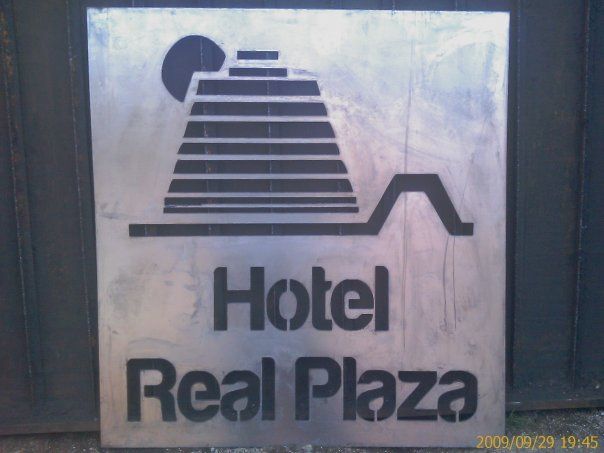 Sin Nombre